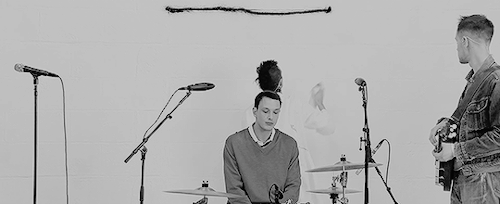 forgetallthethings:The 1975 - The Birthday Party (YouTube Session)