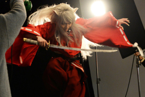 ferrousfellow: rumic-world:   Behind the scenes of the photo shoot for the new Inuyasha stage play, starring Yutaka Kyan from “air instrument” group Golden Bomber as the titular half-demon. The complete cast includes: Inuyasha: Yutaka Kyan (Golden