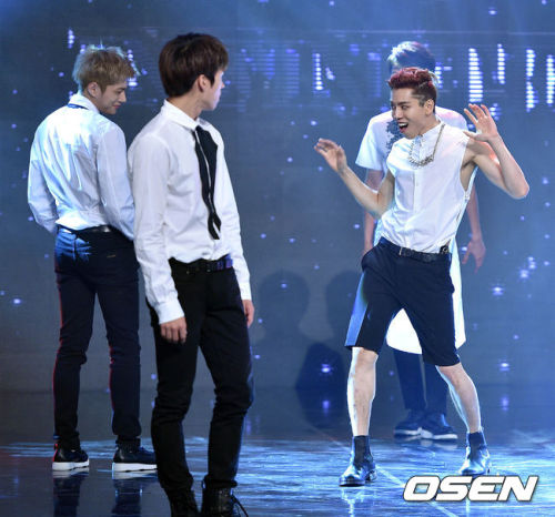 satyr-ic:  140723 Show Champion © Osen 