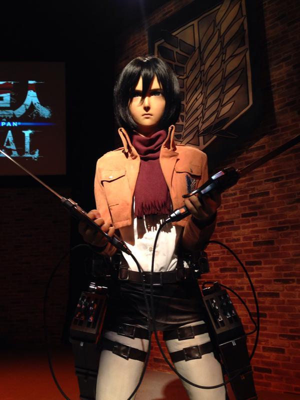  Armin &amp; Mikasa&rsquo;s Clonoid models from Universal Studios Japan&rsquo;s