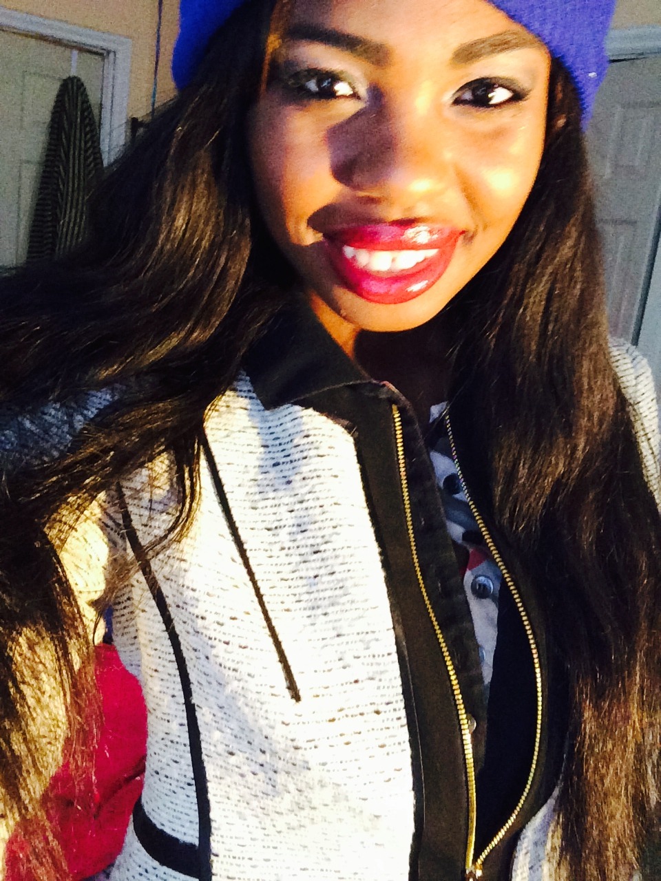 quitethefreak:i got a big ass head.and a crooked smile.and fucked up teeth.but today,