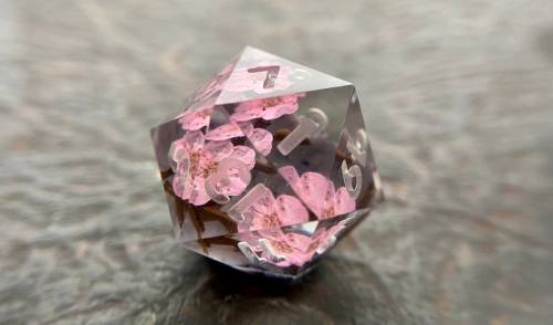 figdays: Sakura Dungeons and Dragons Dice // byFlowerFox Ah yes, the spring dice aesthetic I desire.