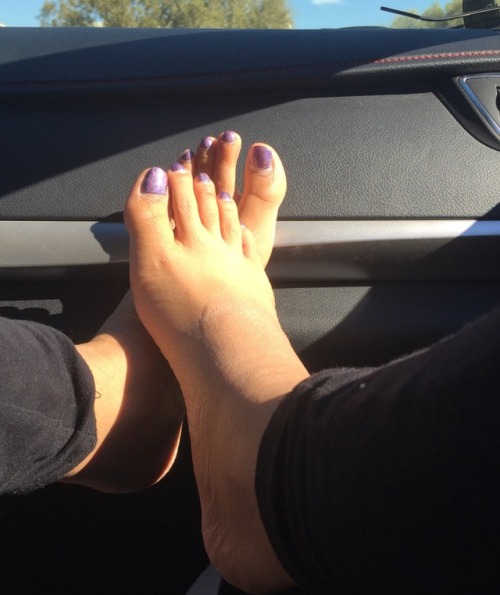 asexyexoticts: For all my lovers ☺️ yes I’m #teamprettyfeet