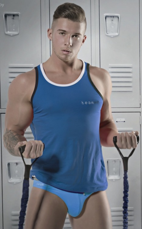 bulgebulge:    VISIT MY OTHER BLOGS TO ENJOY SEXY MEN!BULGE MENMENWALLPAERSPLACE FOR MENSEXY BULGESGAY WALLPAPERSPLACE4MENWALLPAPERS 4 MEN SPACE4MEN   /  I LIKE MEN.TUMBLR     