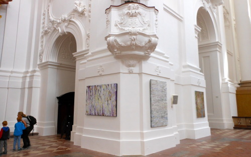 spaziergaenge-blog:  Susan Swartz exhibit in Kollegienkirche, Salzburg | 7.2014 (x)