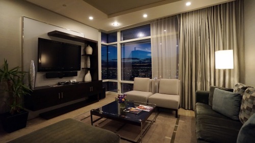 At Aria Sky Suites, a very sustainable over the top Vegas Casino with Limos, sex tubs, free wines an