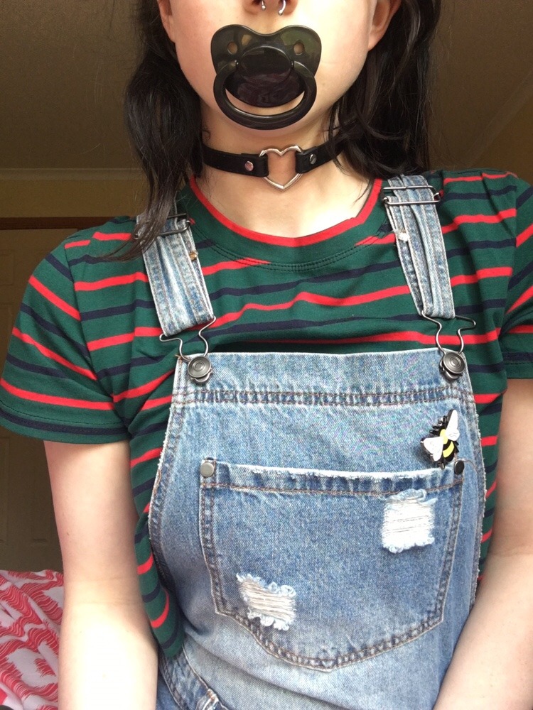 mommyandbunny: Hey mommy look at me! Am I cute enough for ya?   Paci from @onesiesdownunder