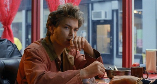 le-passager:    “There is no reason to know the time. We are timeless.”  My Own Private Idaho (1991) - River Phoenix