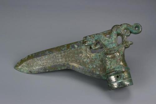 Chinese bronze halberd, 1,000-500 BC.from Altair Auctions