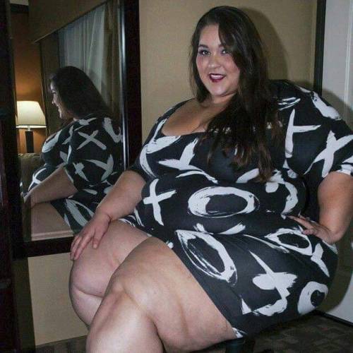 thickdonkeys: Favorite fat bitch