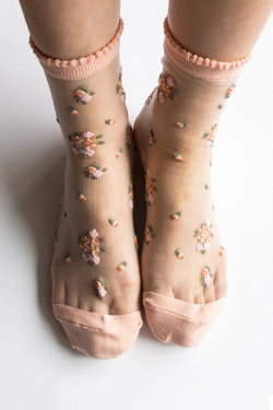 thefrenchfawn:  does anyone know where I can purchase these bbys