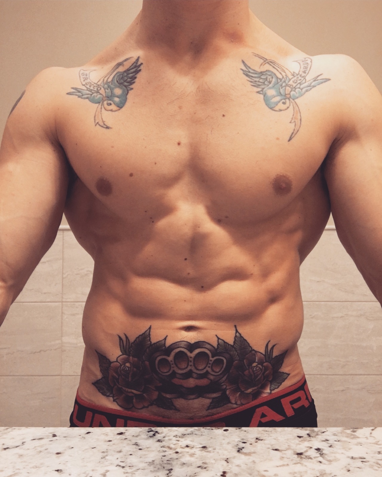 polygraphnow:  Shameless torso selfie 😜   
