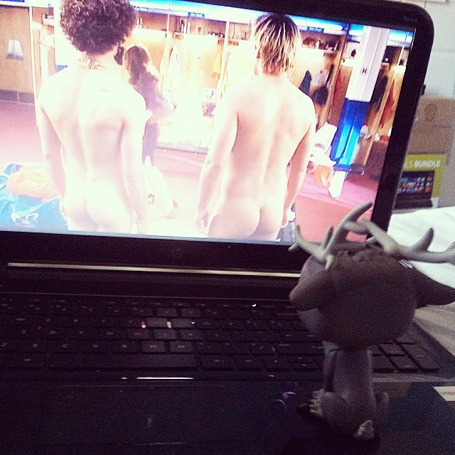 youcanttellmenothingright:  Watching BASEketball with a reindeer figure, because