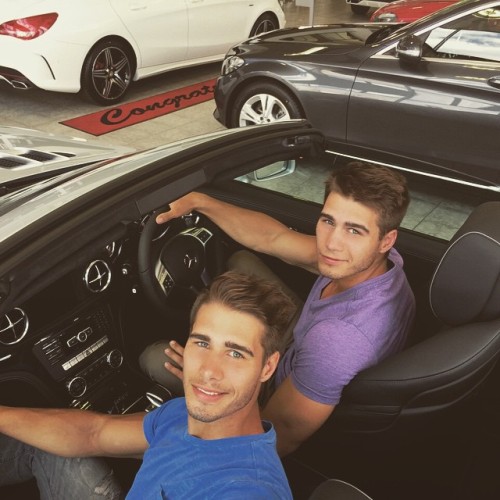 Simply Hot Guys