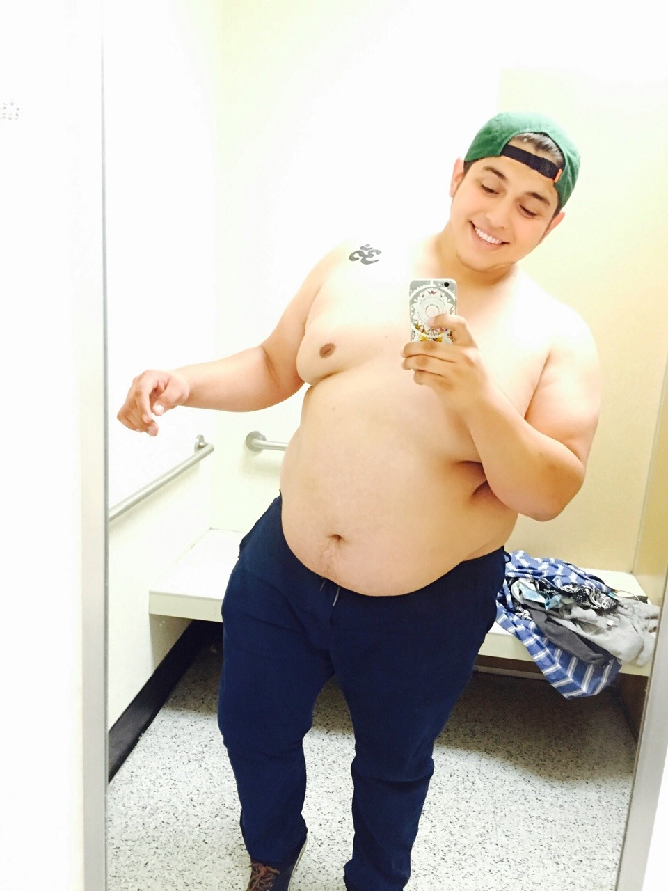 holytolido:I’m a biiiiig boy