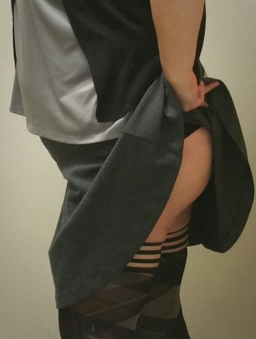 kittykunt420:  Thursdays thick thighs and stockings ~ and one very horny kitty! 😻😻😻