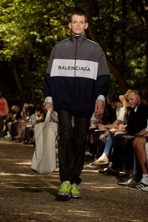 demna gvasalia