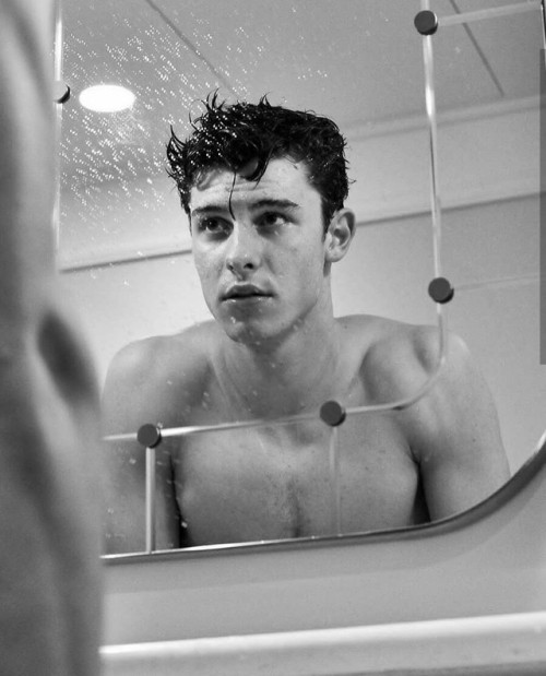 Porn photo manculture:Shawn Mendes