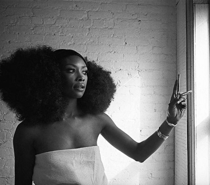 the60sbazaar:  The incredibly beautiful Arlene Hawkins photographed by Eve Arnold