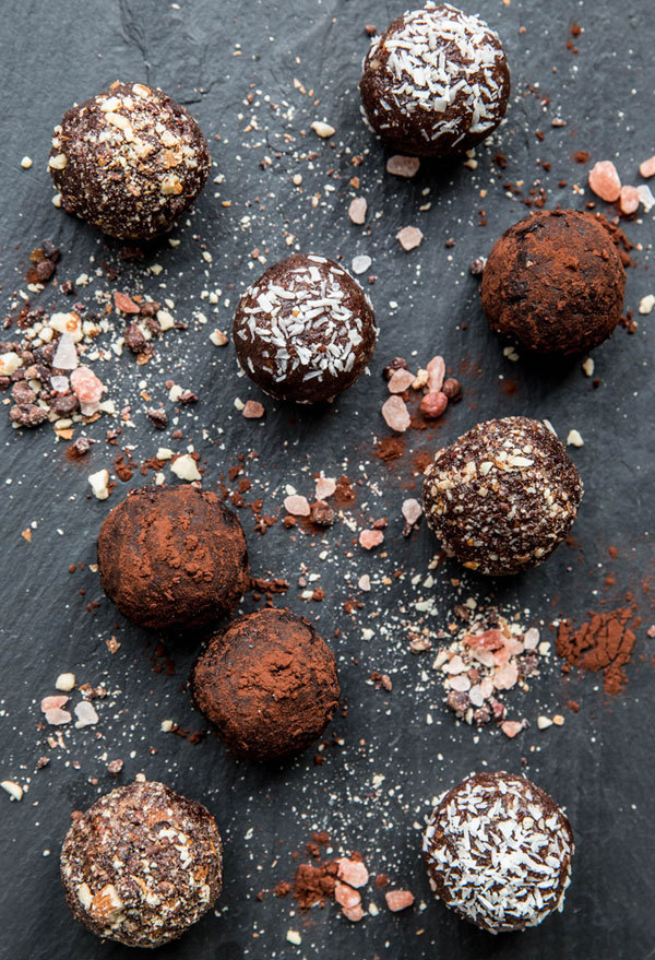 confectionerybliss:  Chocolate Almond Butter Bites | Apartment 34 