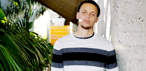 lexxrated:  mahoganysun:  thecurryfamily:EXPRESS + STEPHEN CURRY   oh….  Zadddyyy