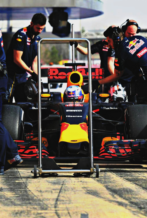 f1championship: Daniel Ricciardo l Barcelona 2016