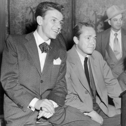 ladybegood: Frank Sinatra and Johnny Mercer, 1943