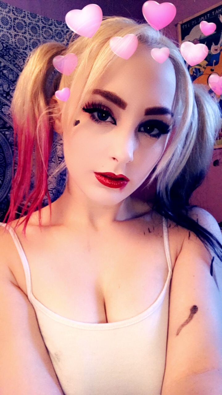 keepitta-secrett:  Here’s a version of Harley