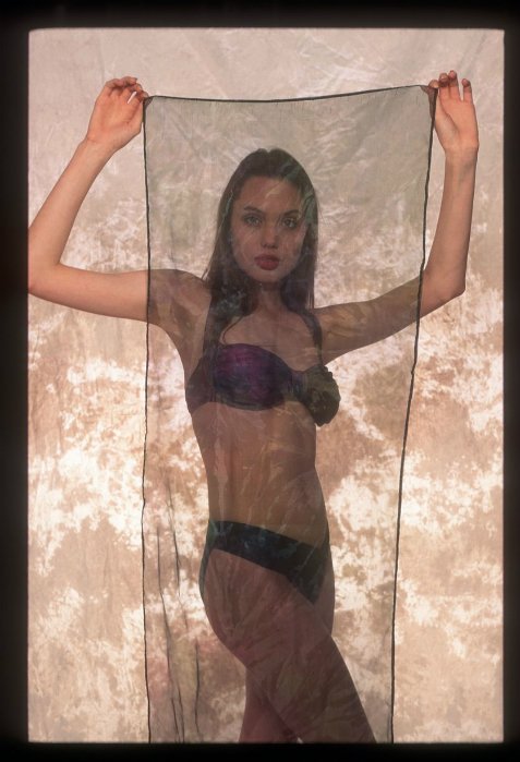 celebrities1900:  Angelina Jolie