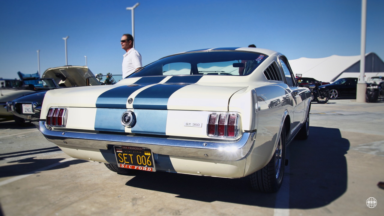 world-on-wheels:  Ford Mustang GT350 Breakfast Club LA Petersen Automotive Museum 
