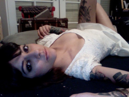toohotinkedbabes:  toohotinkedbabes