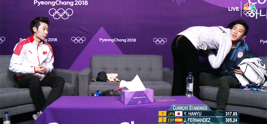 chatnoirs-baton:yuzuru hanyu being a cinnamon roll and #1 and nathan chen just being
