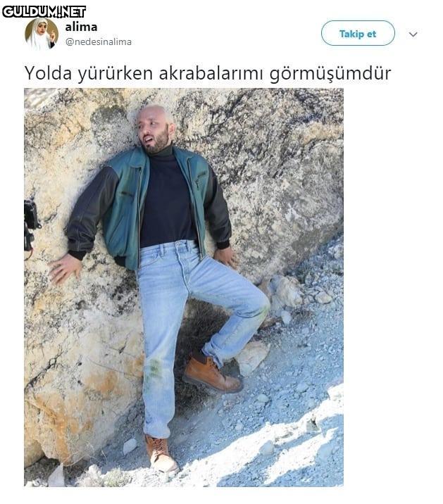 Yolda yürürken...