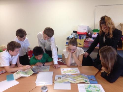 CVQO Schools Partnership Project in Kent
There are some new elements in the CVQO led Level 1 BTEC in Teamwork, Personal Skills and Citizenship and it’s great to see our new students taking up the challenge.
The photo shows Kent students comparing...