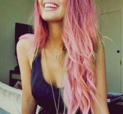 hair on We Heart It. http://weheartit.com/entry/62338265/via/Pinkpaperbag