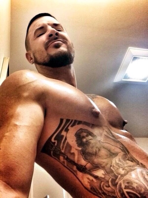 jeffys7:  NURSING NIPS! 