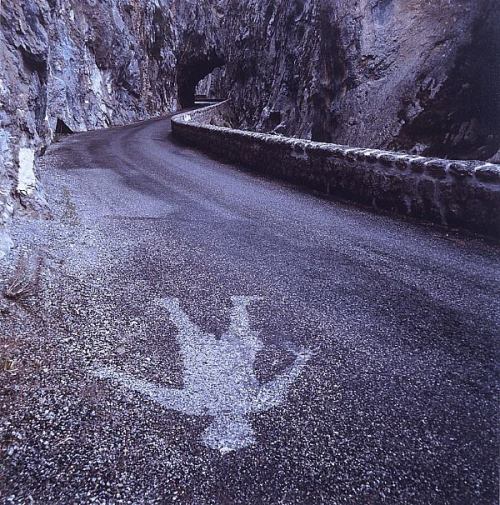 earways:Rain Shadow. Andy Goldsworthy