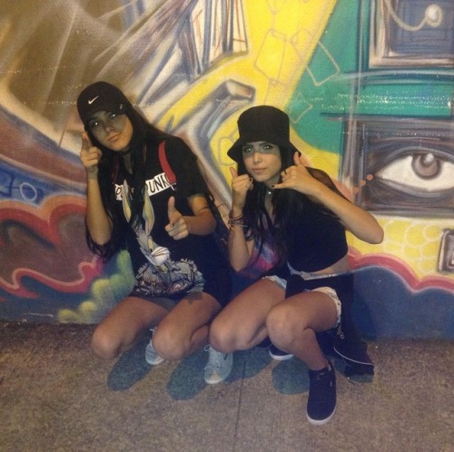 http://streetgrl.tumblr.com/post/158907110942