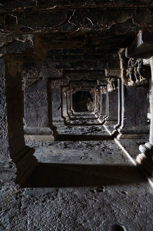 indiantalkingmachine: Ellora Caves, Aurangabad.