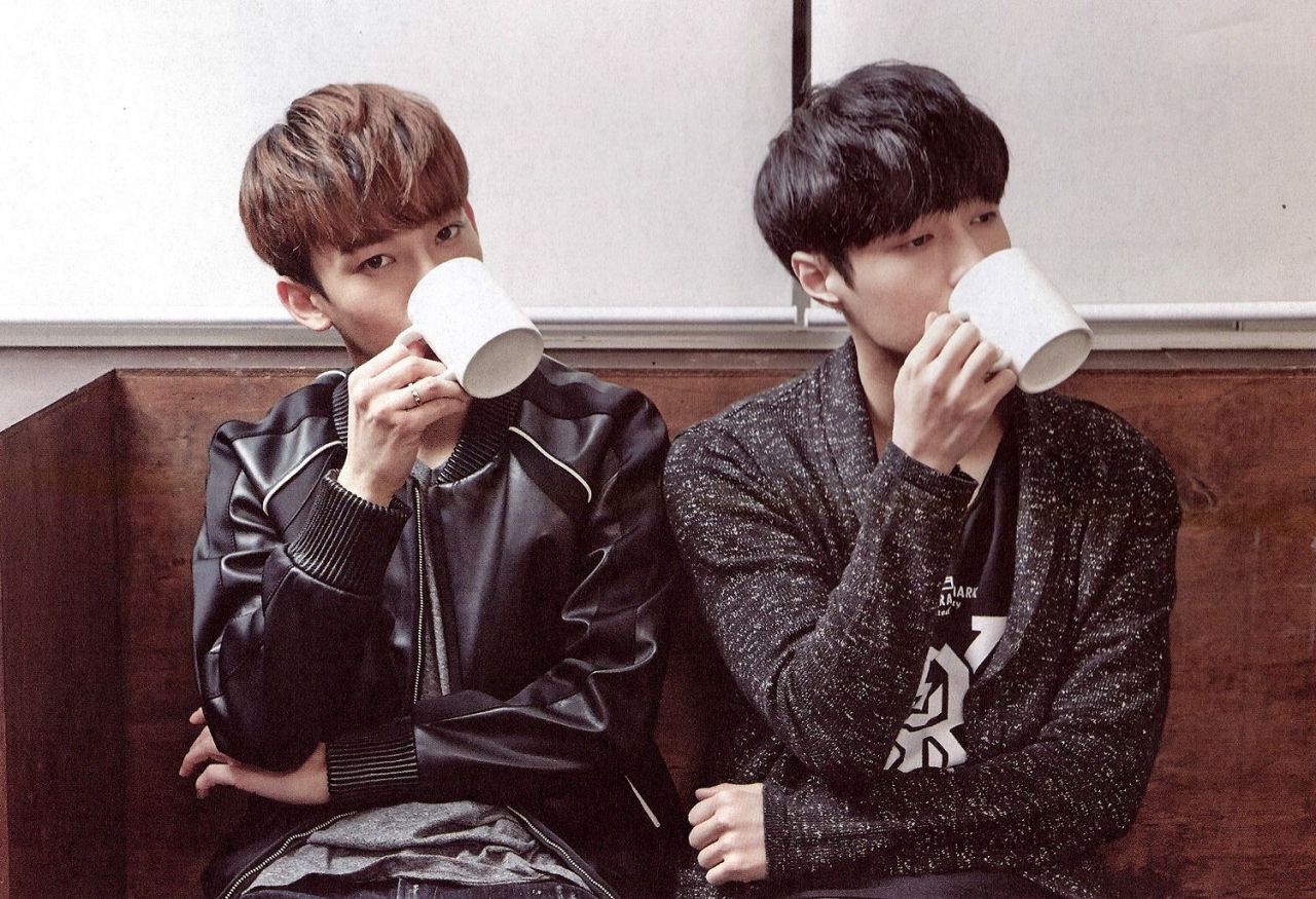 exo-gr: [141229] EXOLOGY Chapter 1: On Stage &amp; Off Stage photobook scan