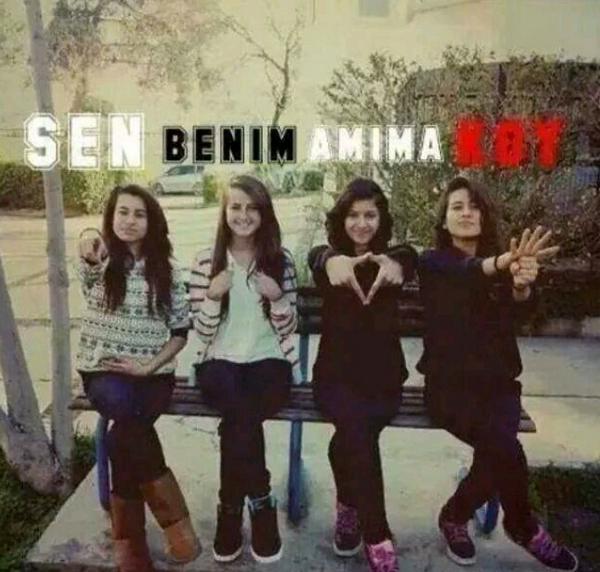 kızlar coşmuş