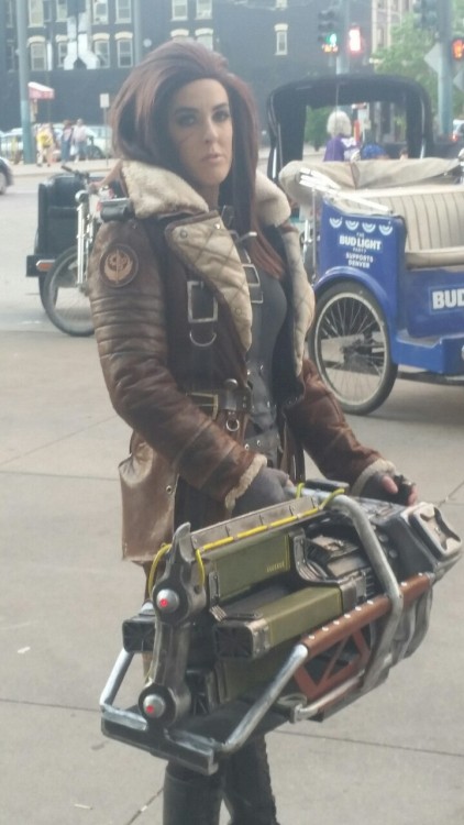 Elder Maxson at Denver Comic Con! I made it out alive and still with my coat. Better luck next time 