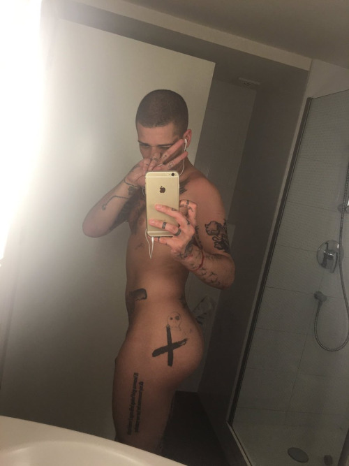 htxgaysandmore:  Sexy ass Frankie from Galveston….