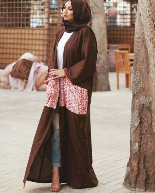 Chocolate dream #hijabistyle from @sohamt - &ldquo;Dubai&rdquo; @sohamt.collection - #HijabFashion