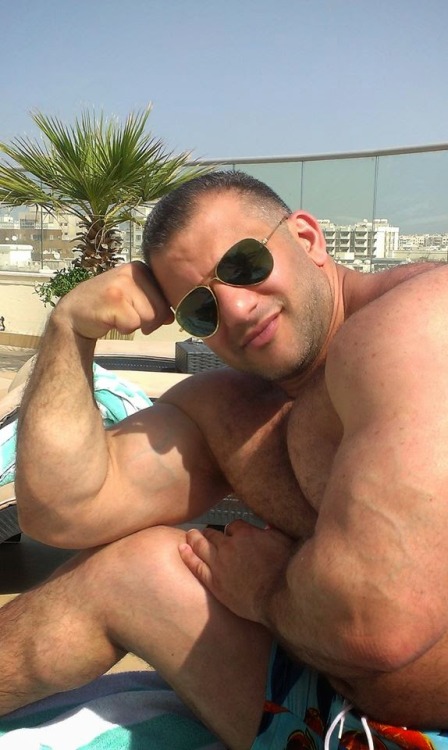 britishmusclecub:  ask 🇬🇧💪🐻 British MuscleCub