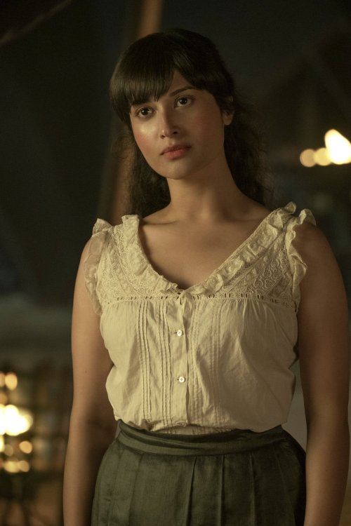 New Shadow And Bone Stills