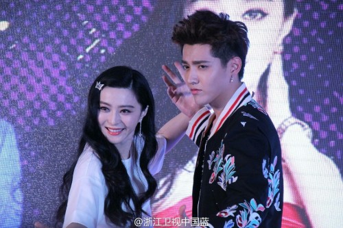 Wu Yi Fan &amp; Fan Bingbing They look good together I might ship them