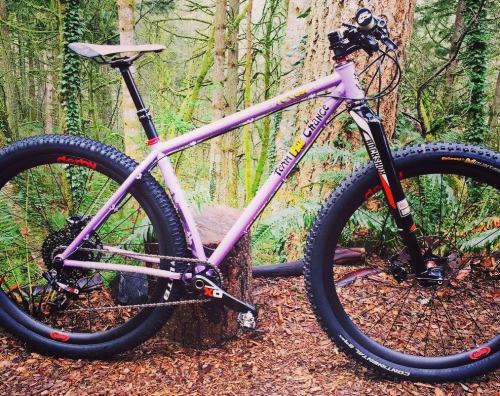 fatchancebikes: Another sweet looking purple build.. The “Cascadia Crusher” from Chad Hamilton in O