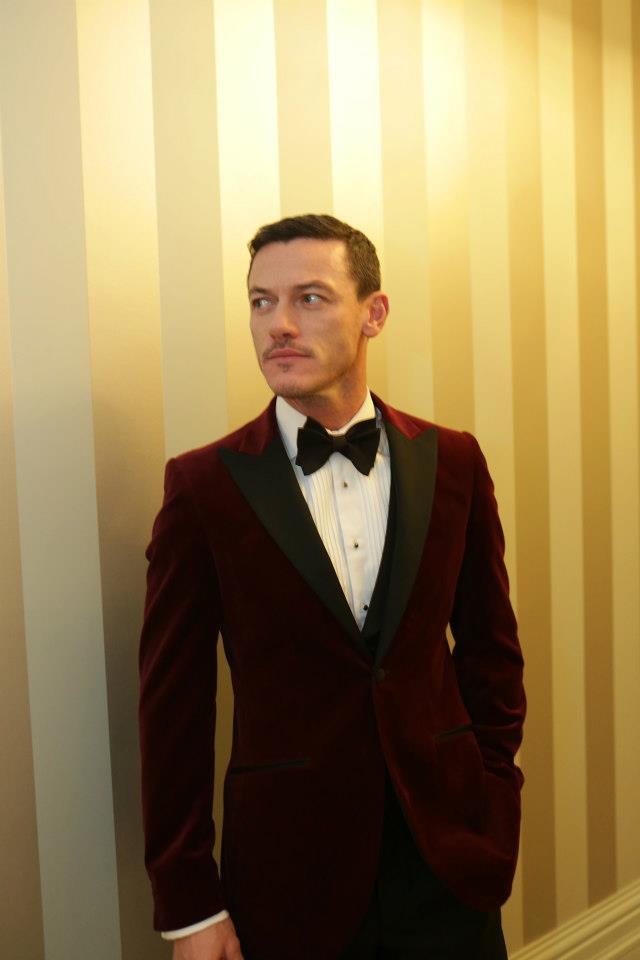 loafis:  45 &amp; 46/50 Photos of Luke Evans