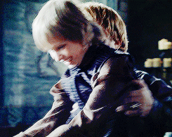madaboutasoiaf: Tommen was a sweet boy. Not like his brother, but then Jaime and Tyrion were somewhat less than peas in a pod themselves. Myrcella had all of her mother’s beauty, and none of her nature.